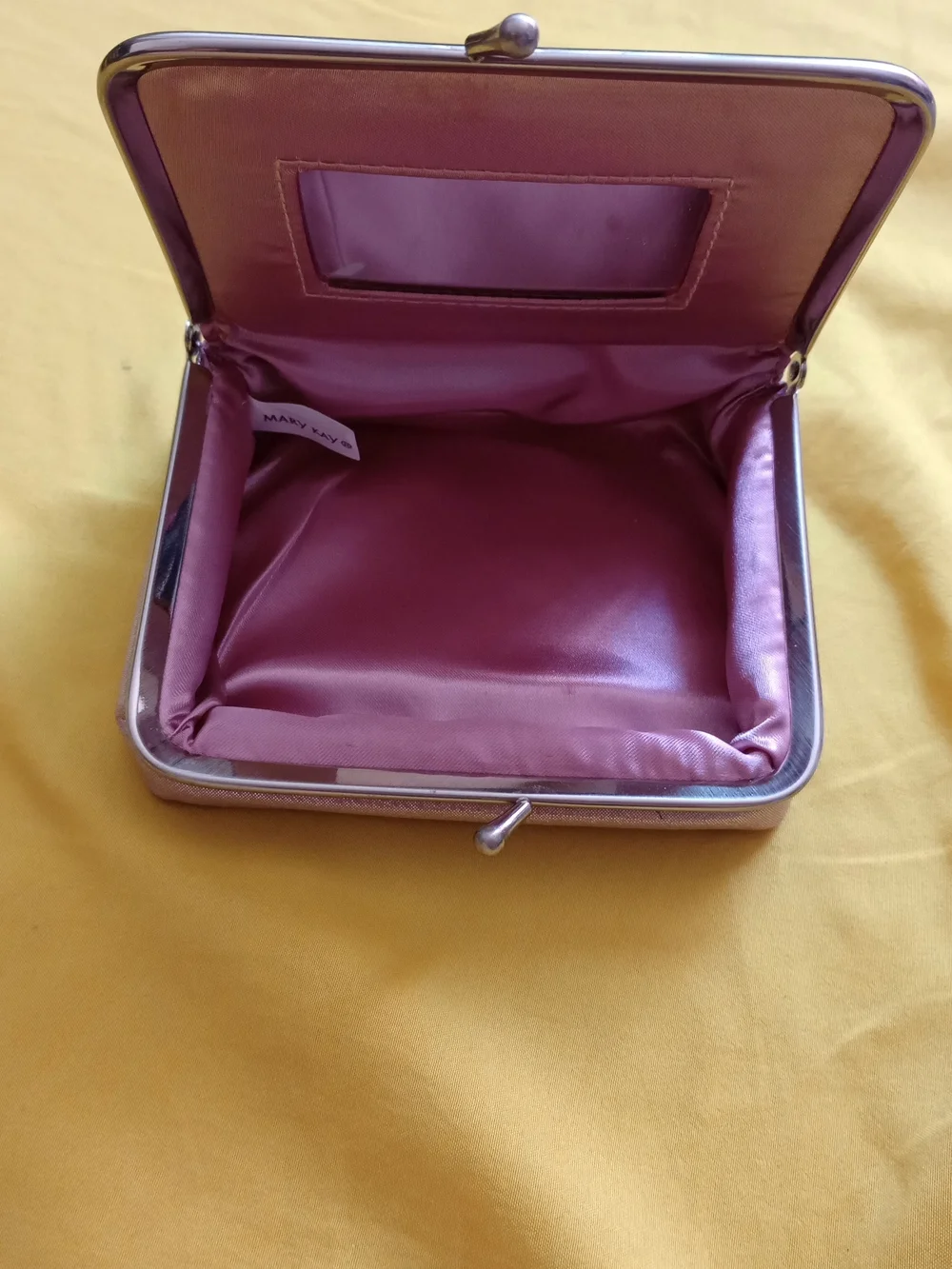 Mary Kay Pink Faux-Leather Card & Key Holder with Silver Trim
